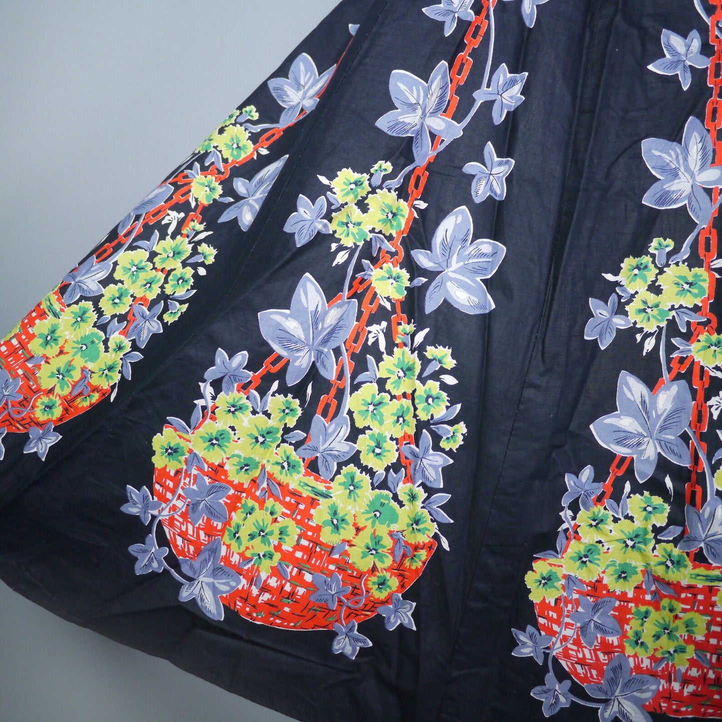 50s black cotton floral NOVELTY border print full skirt with flower BASKETS, chains and ivy - 1950s full swing skirt - 24"