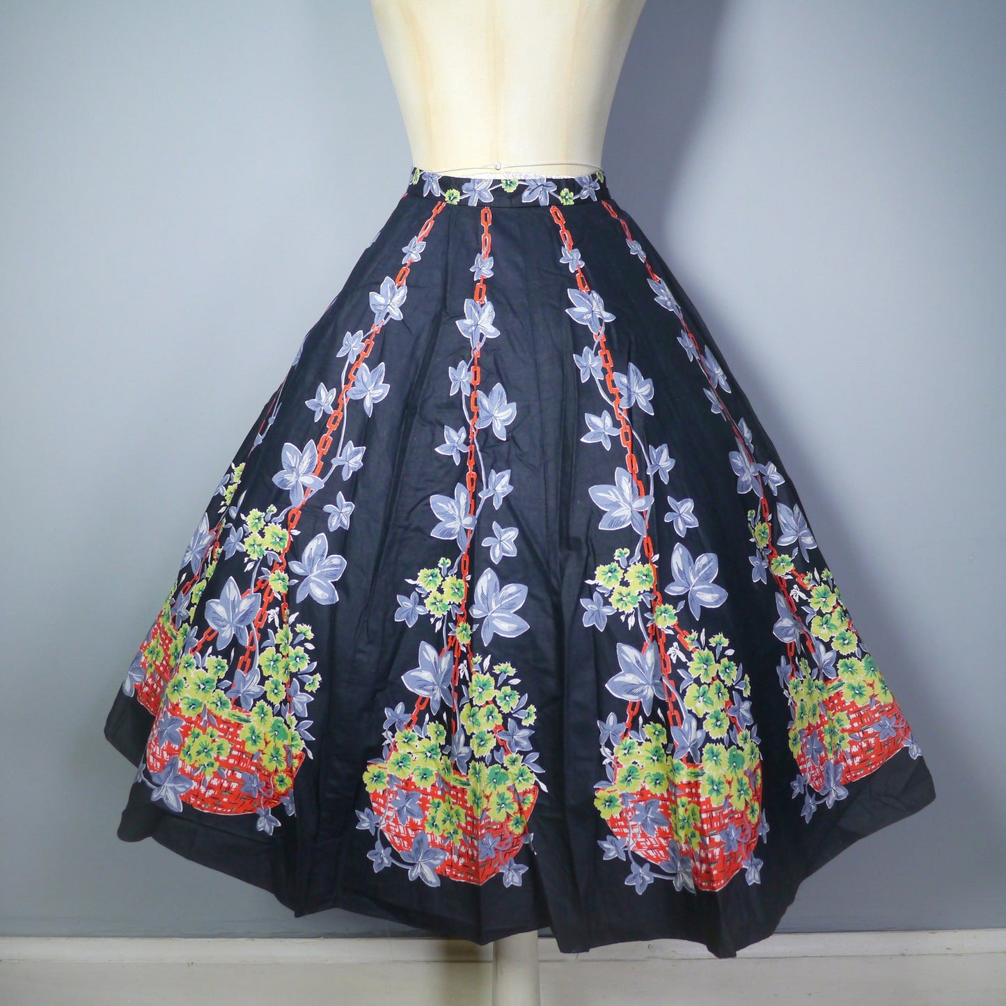 50s black cotton floral NOVELTY border print full skirt with flower BASKETS, chains and ivy - 1950s full swing skirt - 24"